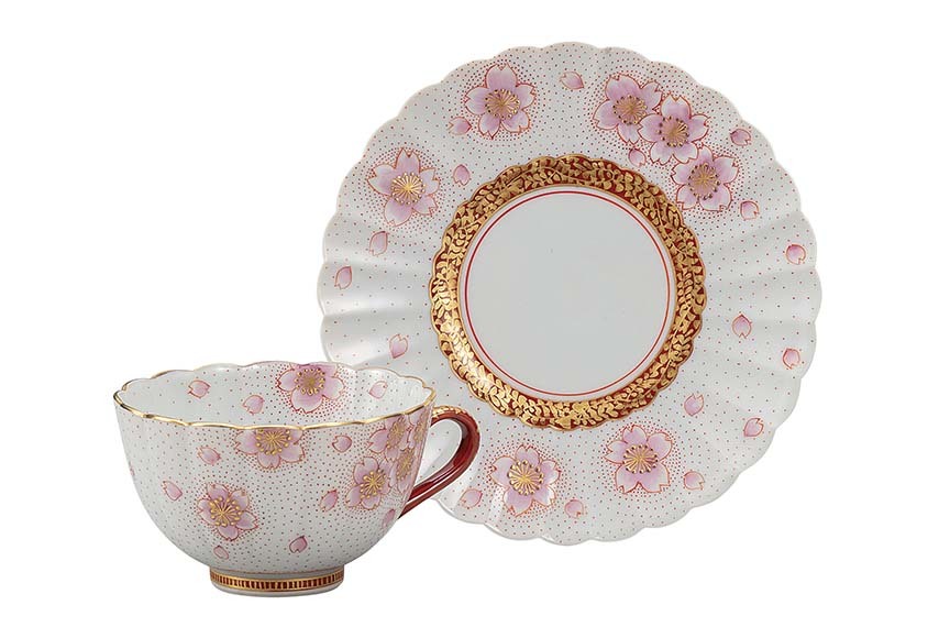 カップ&ソーサー・金襴手桜